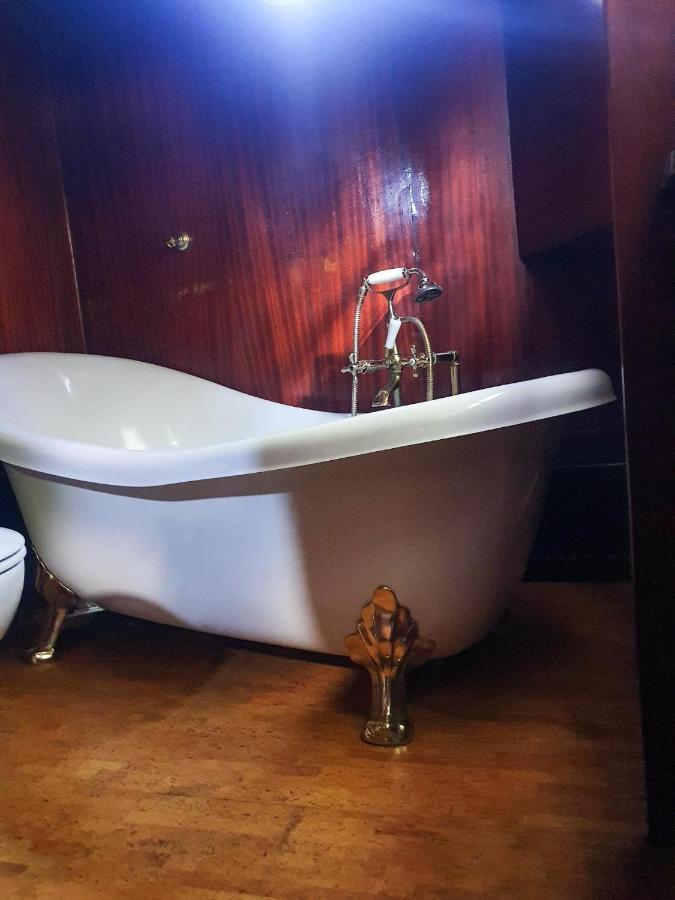 Bateau Peniche Lille - Euratechnologie Apartment Bagian luar foto